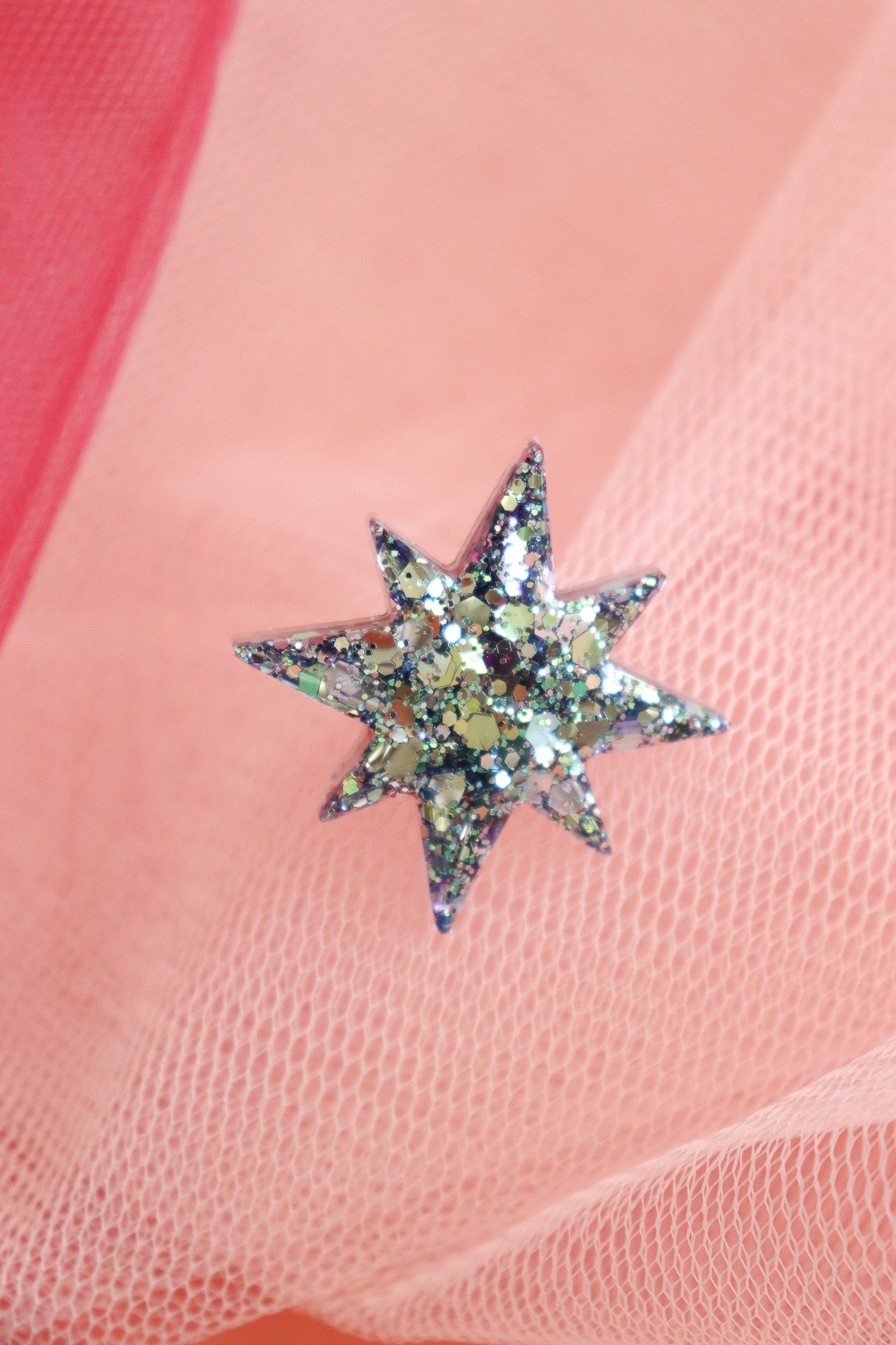 Broche Etoile du soir vert holographique