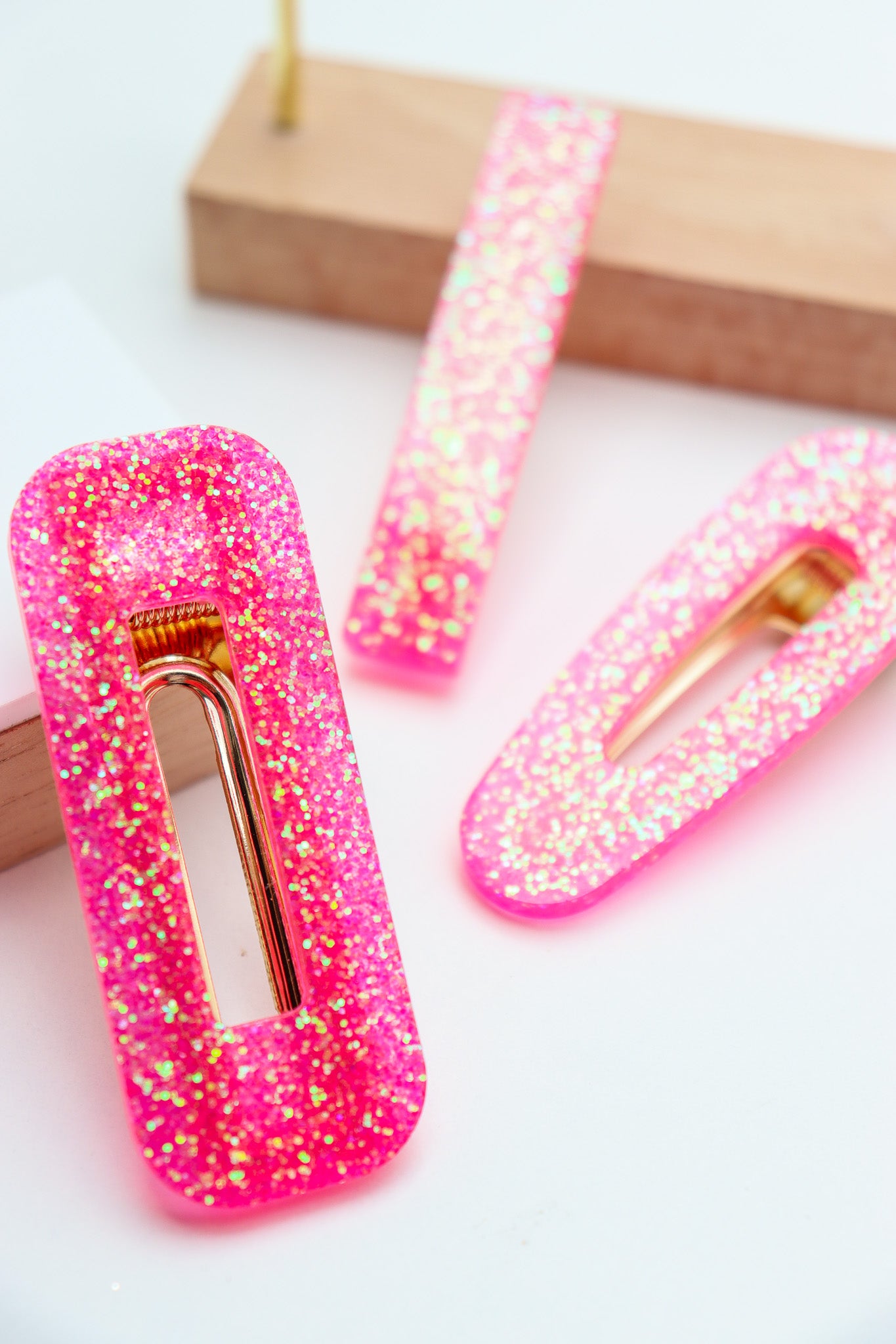 Barrette Paillettes Rose fluo
